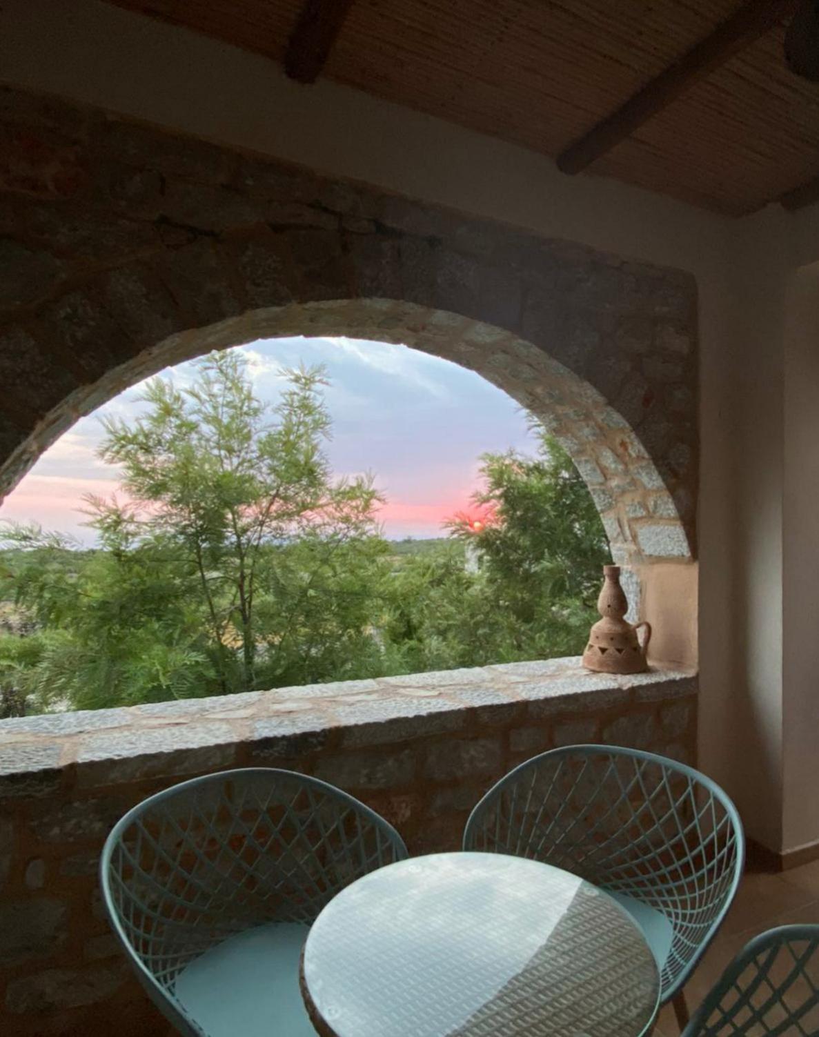 Achelatis Traditional Guest Houses Areopoli Quarto foto